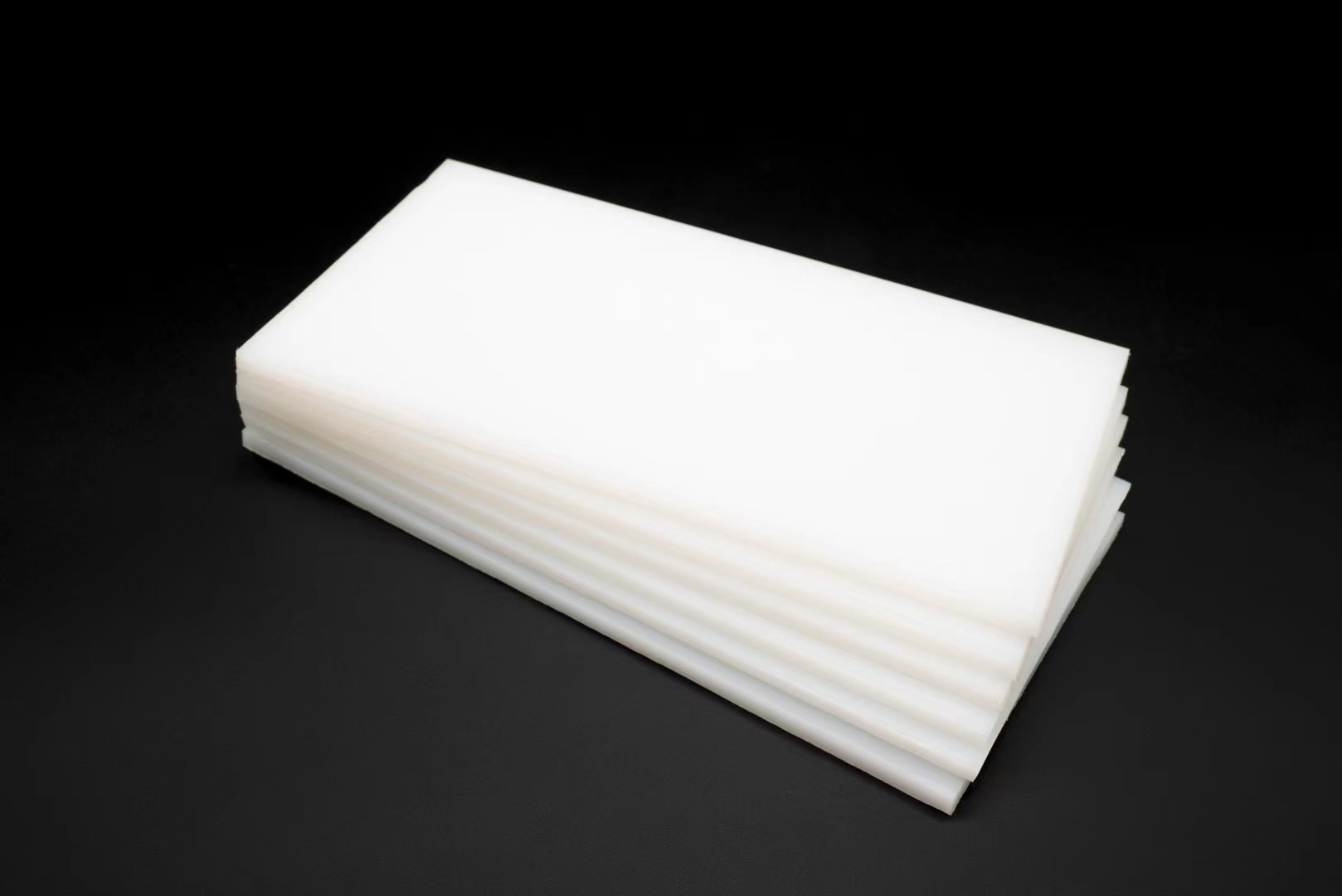 PP板材：行業(yè)青睞的必然之選